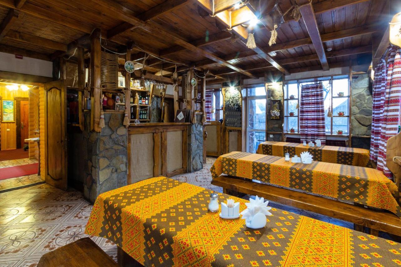 У Мар'Яни І Назара Hotel Yaremche Exterior foto