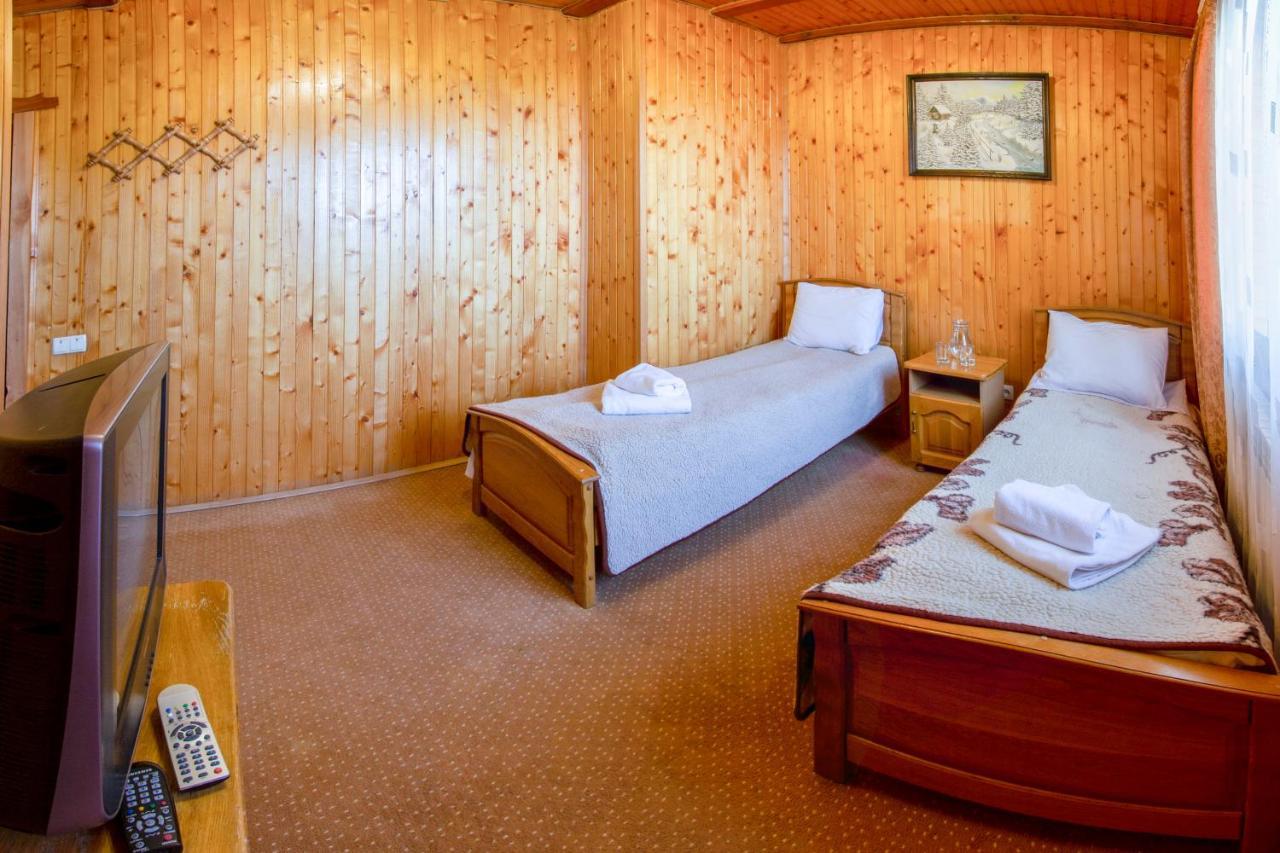 У Мар'Яни І Назара Hotel Yaremche Exterior foto