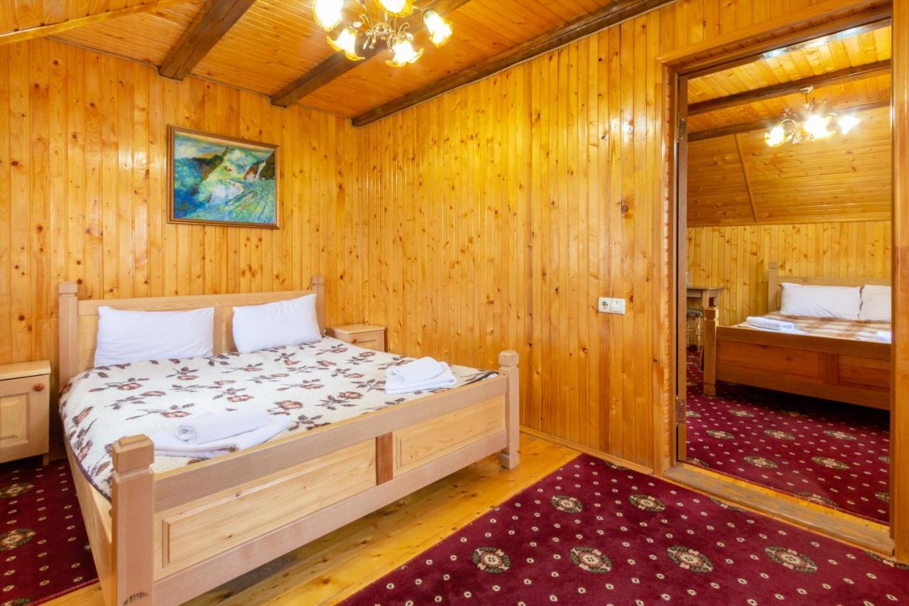 У Мар'Яни І Назара Hotel Yaremche Exterior foto